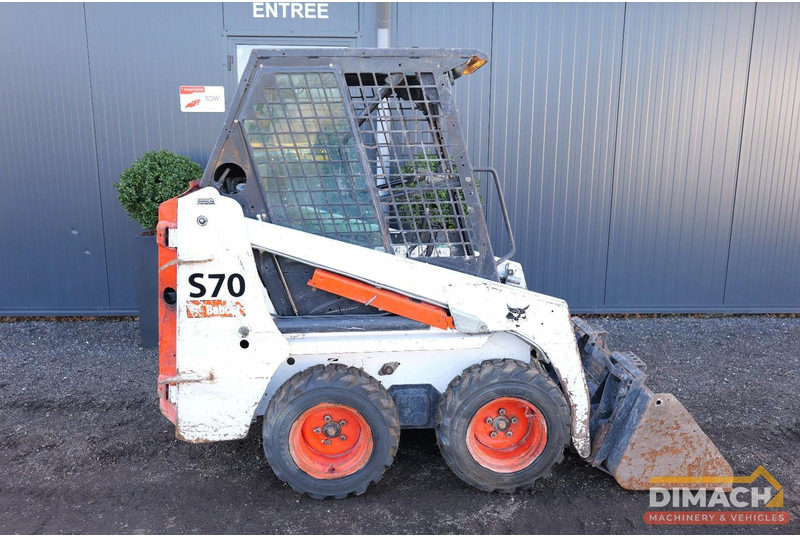 Bobcat S70 4x4 Schranklader met bak - snelwissel - NL machine - Kubota 3 cil. - nieuwe banden - Skid steer loader: picture 2 Bobcat S70 4x4 Schranklader met bak - snelwissel - NL machine - Kubota 3 cil. - nieuwe banden - Skid steer loader: picture 2