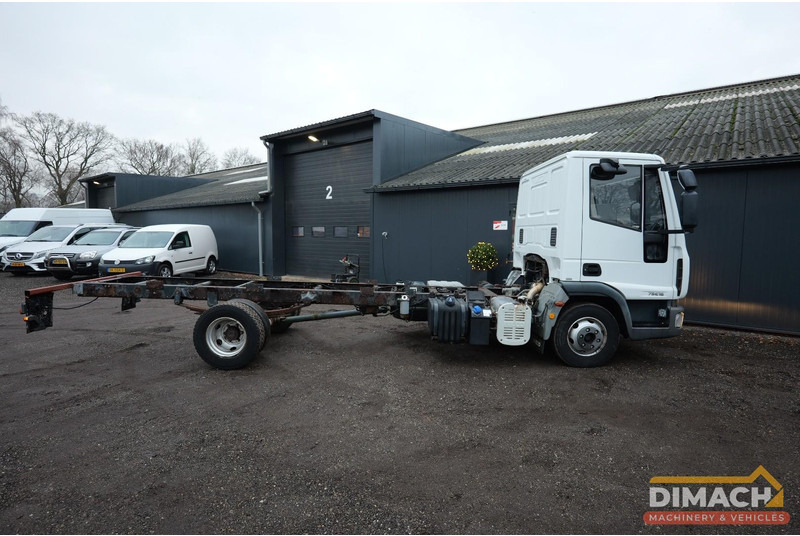 Iveco ML75E16 Eurocargo - Euro 5 - 4x2 - chassis 600 cm lang - lage km - Cab chassis truck: picture 4 Iveco ML75E16 Eurocargo - Euro 5 - 4x2 - chassis 600 cm lang - lage km - Cab chassis truck: picture 4