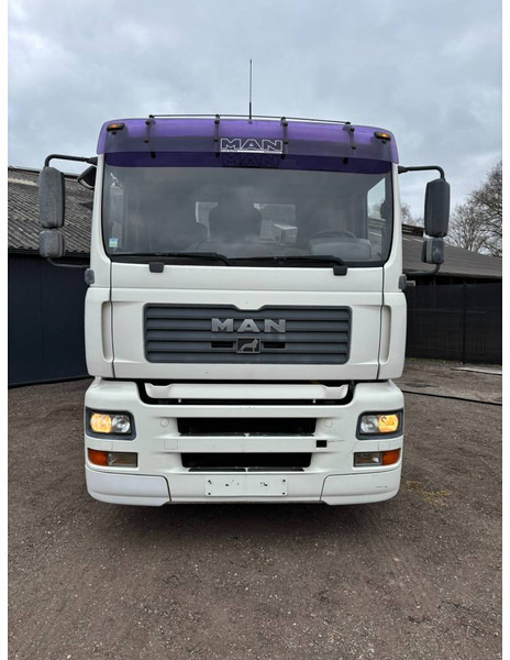 MAN TGA 18.310 haakarm hooklift 4x2 H19F - Hook lift truck: picture 3 MAN TGA 18.310 haakarm hooklift 4x2 H19F - Hook lift truck: picture 3