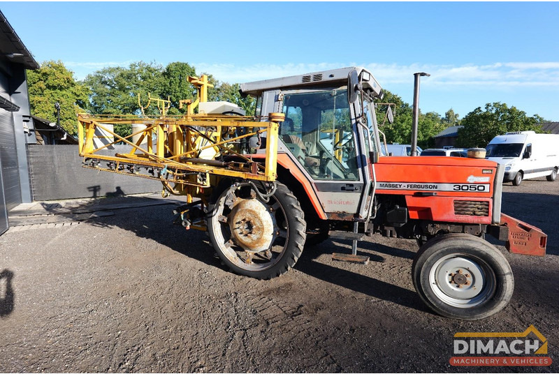 Massey Ferguson 3050 NL tractor 2wd met Dubex 21 meter spuit - Farm tractor: picture 3 Massey Ferguson 3050 NL tractor 2wd met Dubex 21 meter spuit - Farm tractor: picture 3
