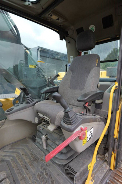 Volvo EC250 D L airco mono teeth bucket! NL excavator - Crawler excavator: picture 5 Volvo EC250 D L airco mono teeth bucket! NL excavator - Crawler excavator: picture 5