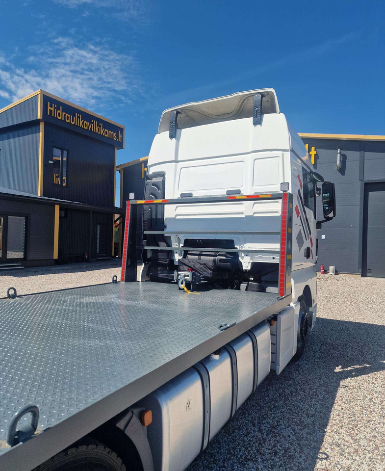 MAN TGX 26.420 - Tow truck: picture 4 MAN TGX 26.420 - Tow truck: picture 4