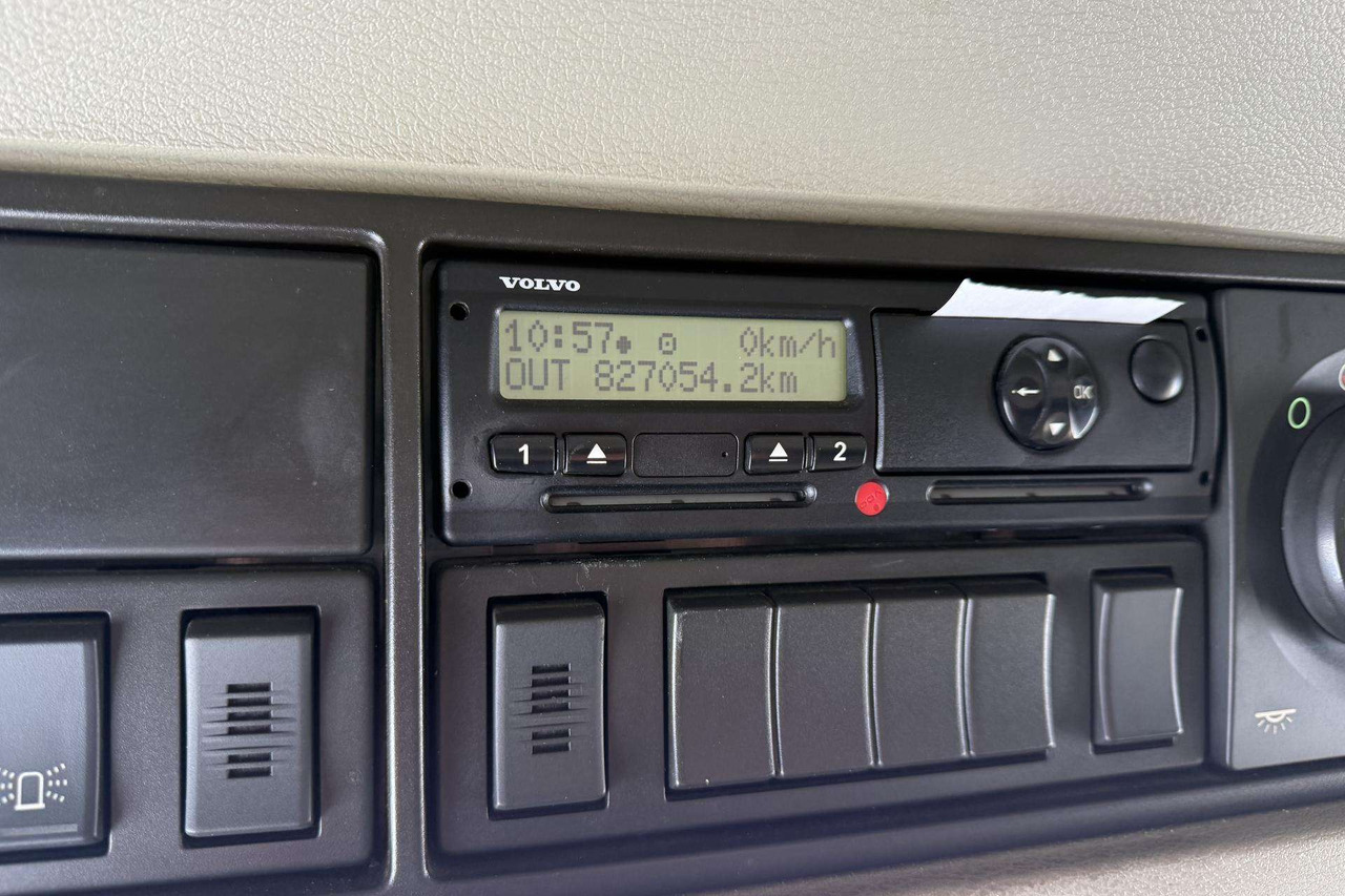 Volvo FM 460 - Autotransporter truck: picture 4 Volvo FM 460 - Autotransporter truck: picture 4