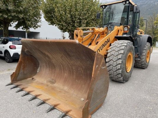 Hyundai HL760 XTD 9 - Wheel loader: picture 1 Hyundai HL760 XTD 9 - Wheel loader: picture 1