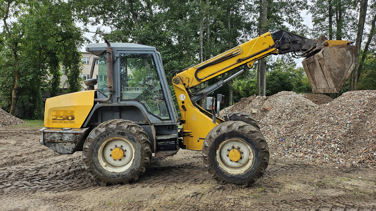 MATBRO TR 250-110 - Telescopic handler: picture 1 MATBRO TR 250-110 - Telescopic handler: picture 1