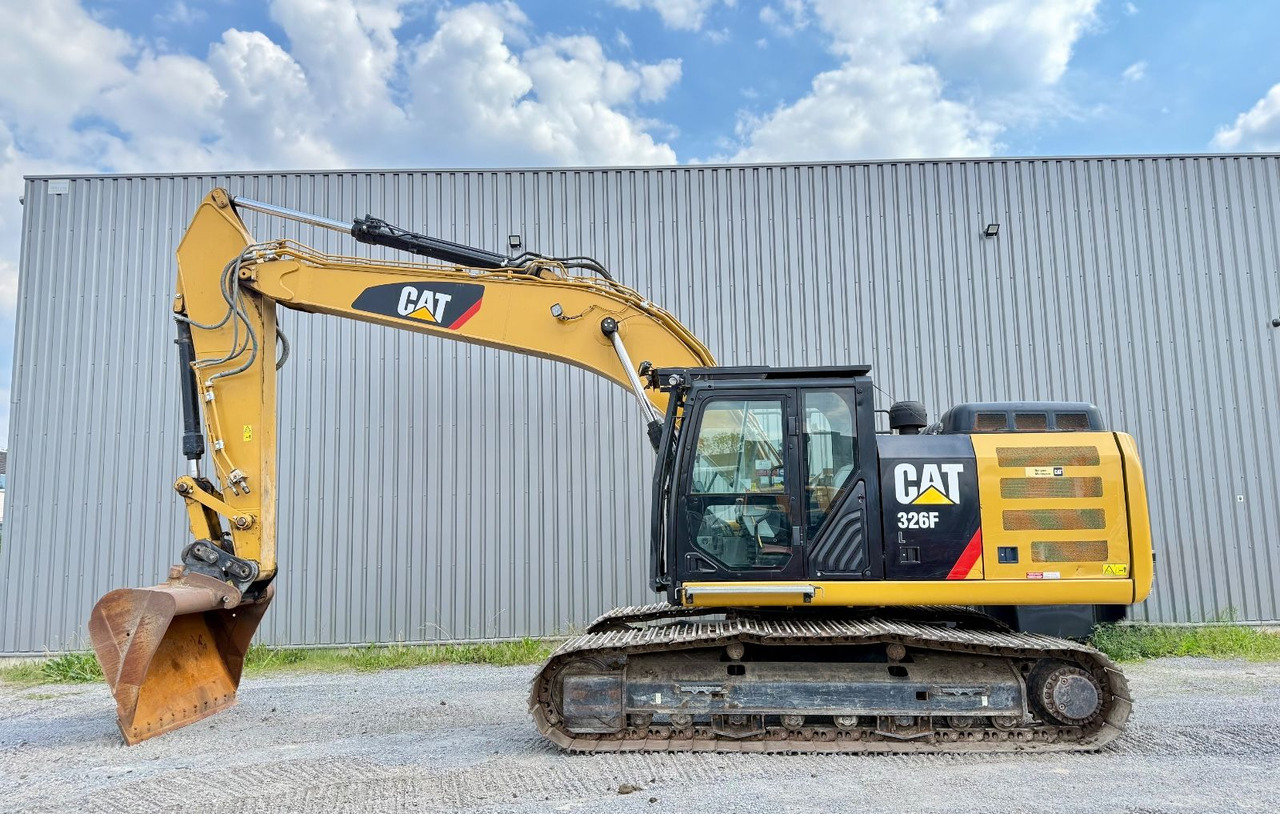 CAT 326FL - Crawler excavator: picture 1 CAT 326FL - Crawler excavator: picture 1