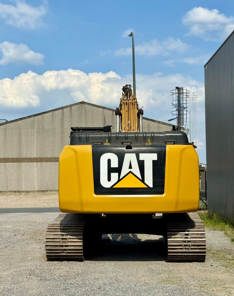 CAT 326FL - Crawler excavator: picture 4 CAT 326FL - Crawler excavator: picture 4