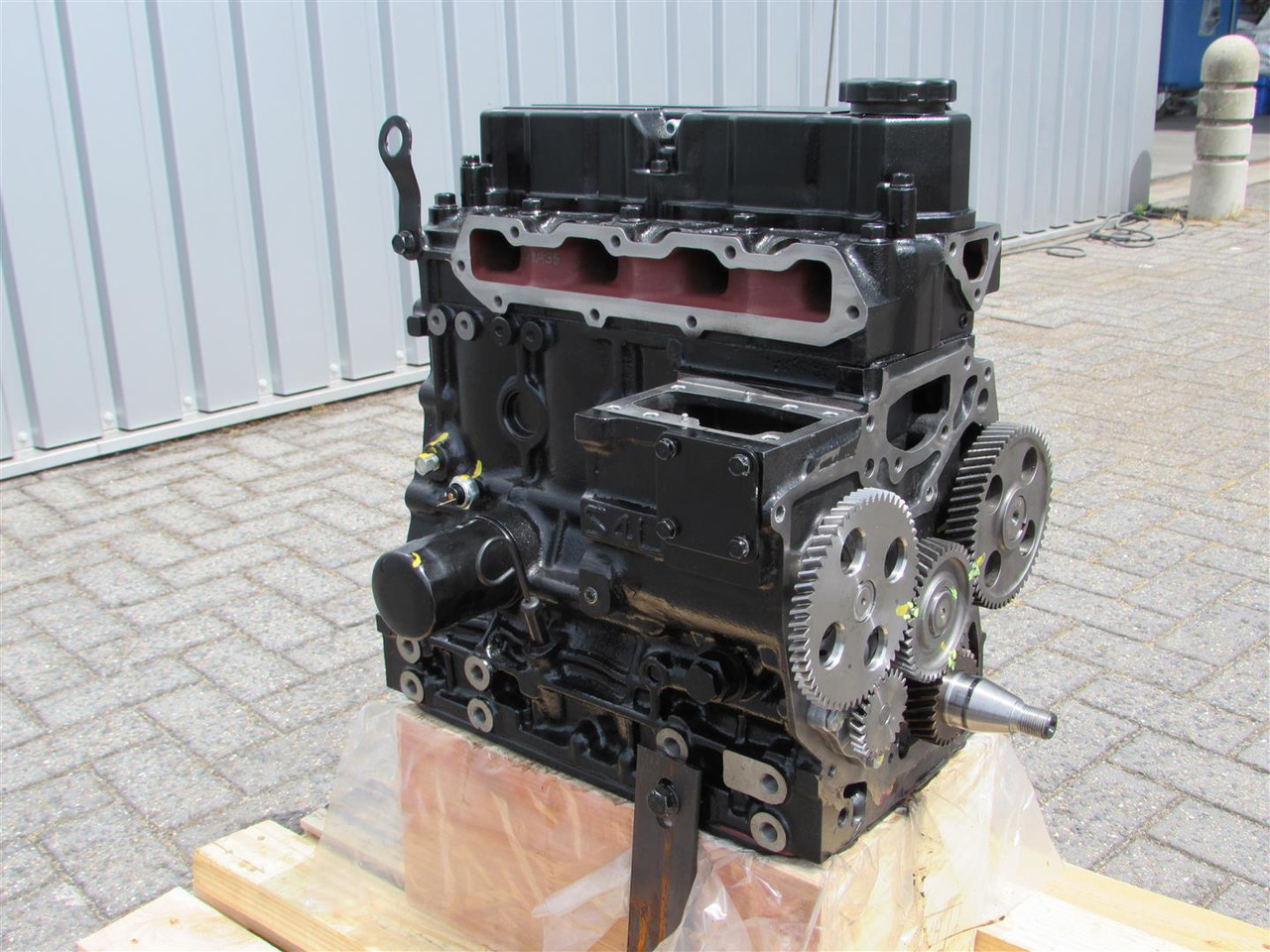 Mitsubishi NEW LONG BLOCK S4L(2) - Engine for Excavator: picture 2 Mitsubishi NEW LONG BLOCK S4L(2) - Engine for Excavator: picture 2
