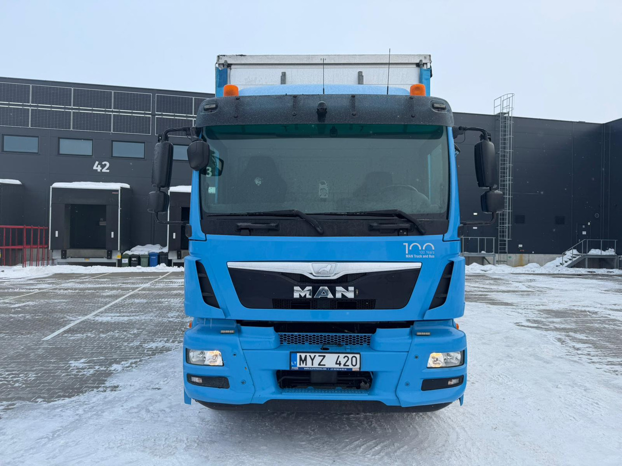 MAN TGM 26.290 - Curtain side truck: picture 2 MAN TGM 26.290 - Curtain side truck: picture 2