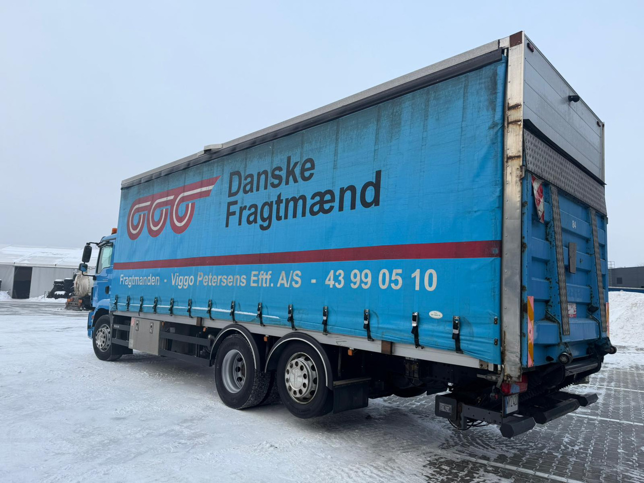 MAN TGM 26.290 - Curtain side truck: picture 4 MAN TGM 26.290 - Curtain side truck: picture 4