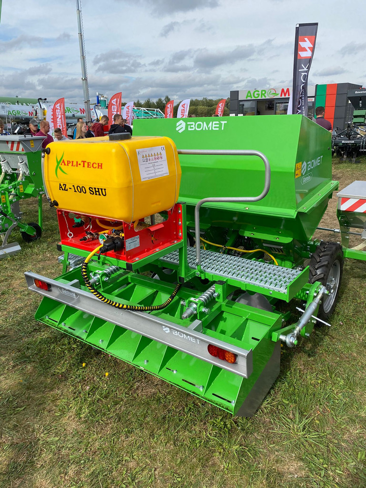 Bomet Kartoffelpflanzmaschine / Potato planter / Planteuse de pomme de terre / Piantapatate / Sadzarka ziemniaków - Potato planter: picture 2 Bomet Kartoffelpflanzmaschine / Potato planter / Planteuse de pomme de terre / Piantapatate / Sadzarka ziemniaków - Potato planter: picture 2