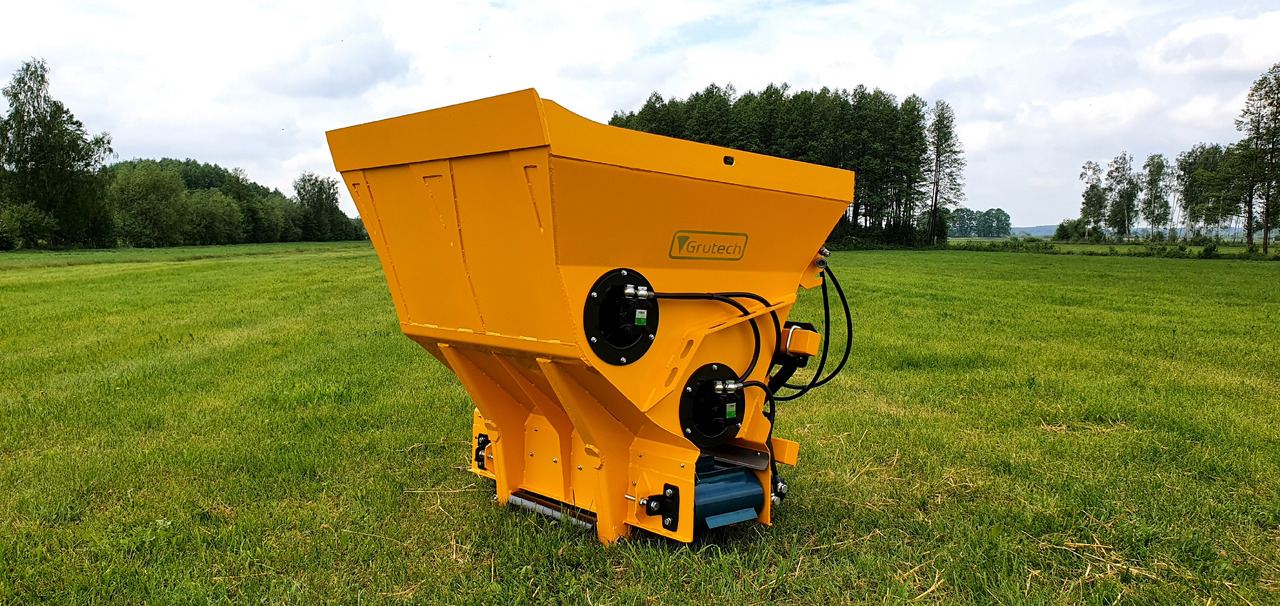 Grutech Einstreugerät / Spreader / Pailleuse / Rozściełacz - Straw shredder: picture 3 Grutech Einstreugerät / Spreader / Pailleuse / Rozściełacz - Straw shredder: picture 3