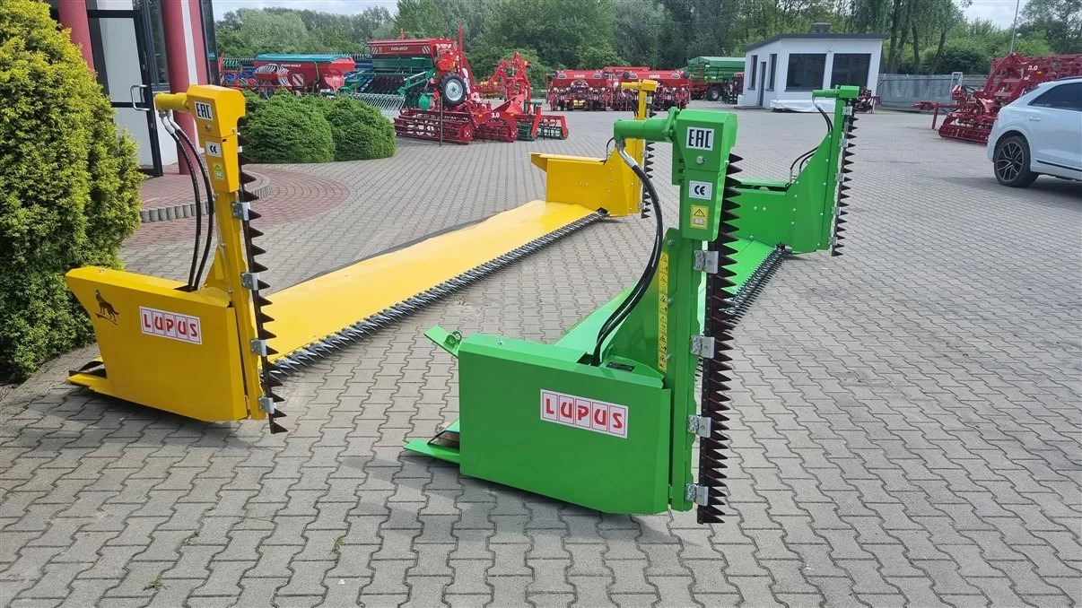 Lupus Rapsvorsatz / Rape cutter / Barre de coupe à colza / Mesa de colza / Tavolo da colza / Рапсовый стол / Stół do rzepaku 6 m - Rape harvester: picture 1 Lupus Rapsvorsatz / Rape cutter / Barre de coupe à colza / Mesa de colza / Tavolo da colza / Рапсовый стол / Stół do rzepaku 6 m - Rape harvester: picture 1