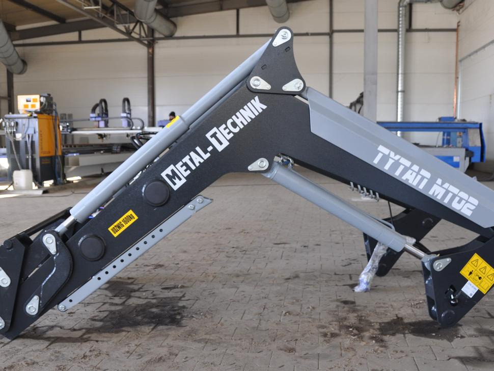 METAL-TECHNIK Frontlader / Front loader / Chargeur frontal / Caricatore frontale / Cargador fronta / Фронтальный погрузчик / Ładowacz czołowy Tytan MT-02 - Front loader for tractor for Attachment: picture 4 METAL-TECHNIK Frontlader / Front loader / Chargeur frontal / Caricatore frontale / Cargador fronta / Фронтальный погрузчик / Ładowacz czołowy Tytan MT-02 - Front loader for tractor for Attachment: picture 4