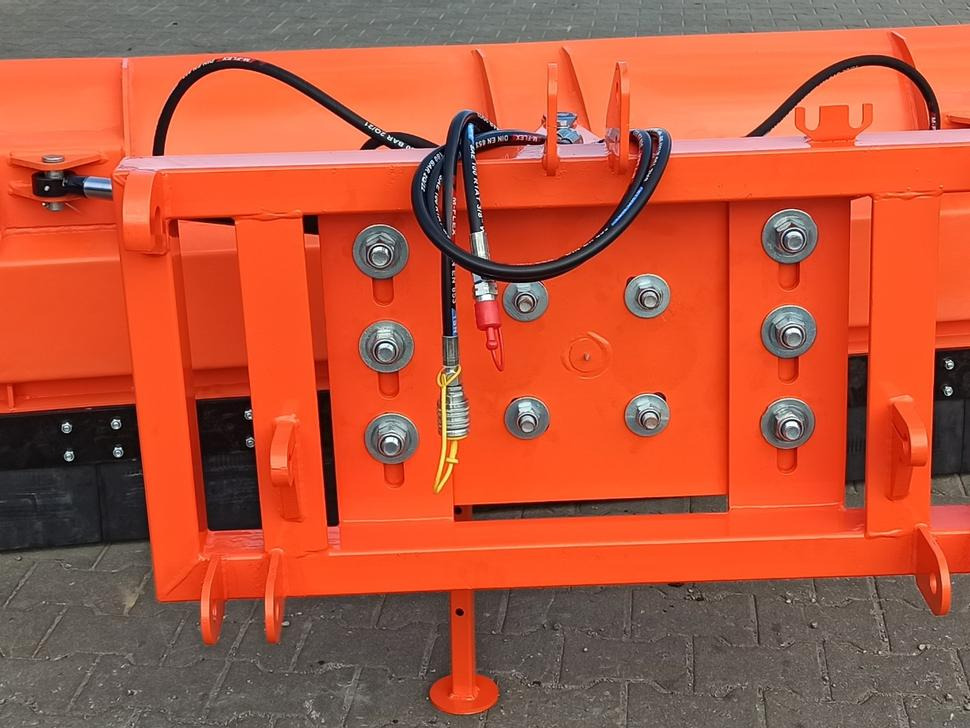 METAL-TECHNIK Schneeschild / Snow plow / Lame à neige / sgombraneve dritto / Cнегоочиститель / Pług odśnieżny prosty 3 m - Snow plough for Snow plough: picture 4 METAL-TECHNIK Schneeschild / Snow plow / Lame à neige / sgombraneve dritto / Cнегоочиститель / Pług odśnieżny prosty 3 m - Snow plough for Snow plough: picture 4