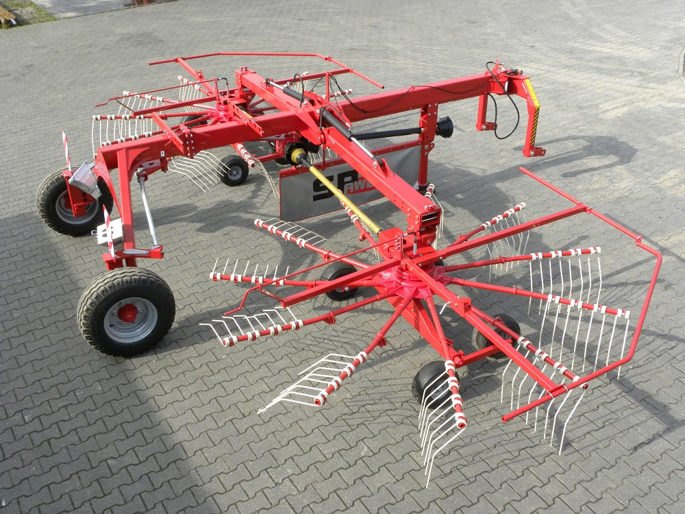Spawex Kreiselschwader / Rake / Andaineur / Ranghinatore / Rastrillo / Роторные грабли / Zgrabiarka 7,65 m - Tedding equipment: picture 4 Spawex Kreiselschwader / Rake / Andaineur / Ranghinatore / Rastrillo / Роторные грабли / Zgrabiarka 7,65 m - Tedding equipment: picture 4