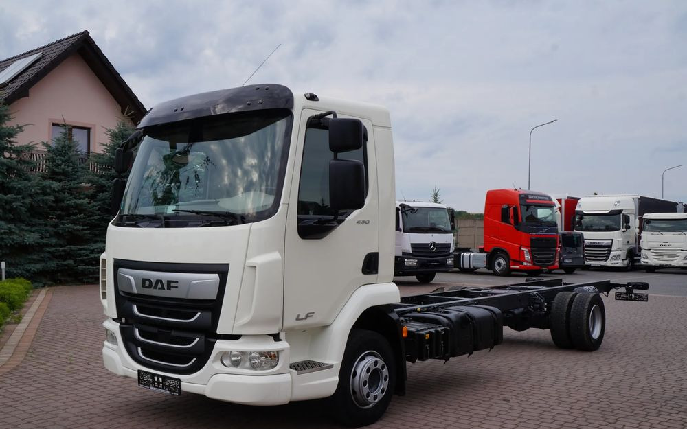 DAF LF 230 EURO 6 12 TON RAMA DO ZABUDOWY - Cab chassis truck: picture 2 DAF LF 230 EURO 6 12 TON RAMA DO ZABUDOWY - Cab chassis truck: picture 2