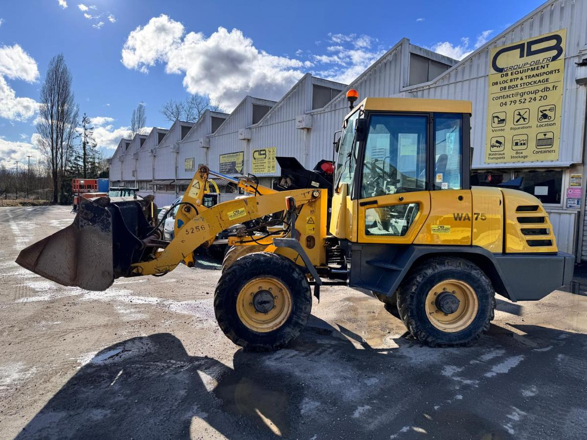 Komatsu WA75-3 Chargeuse à pneus 5T - Wheel loader: picture 4 Komatsu WA75-3 Chargeuse à pneus 5T - Wheel loader: picture 4