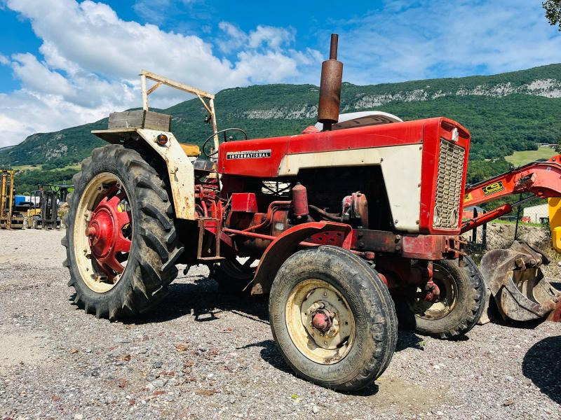 MAC CORMICK Tracteur agricole Rouge 634 - Farm tractor: picture 1 MAC CORMICK Tracteur agricole Rouge 634 - Farm tractor: picture 1