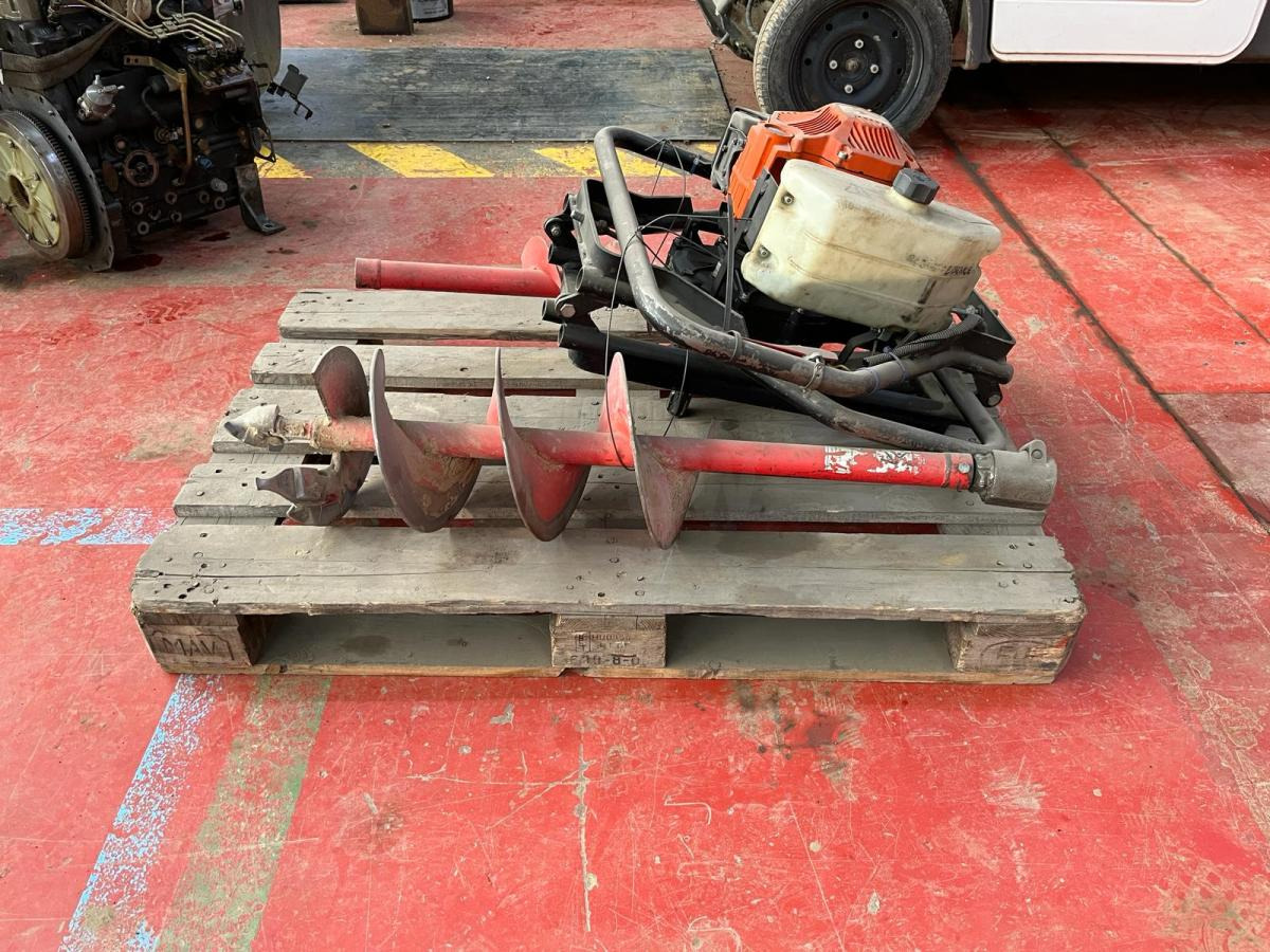 Tarière thermique (NET DE TVA) - Auger for Construction machinery: picture 1 Tarière thermique (NET DE TVA) - Auger for Construction machinery: picture 1