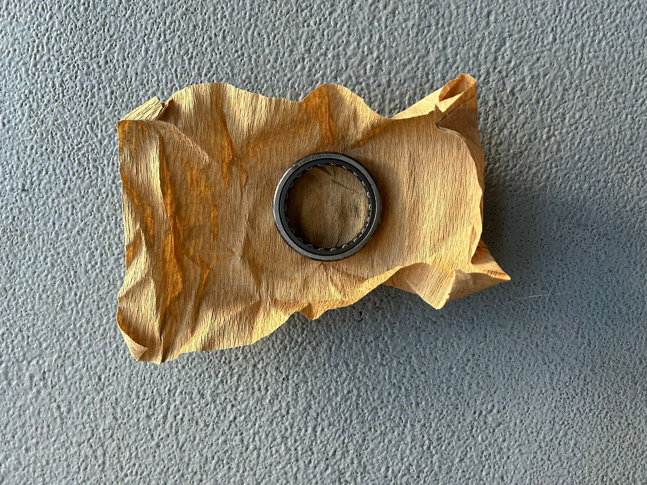 New Spare parts MAN KAT 1-8X8-6X6-4X4-BEARING-06330190049-OFF-ROAD TRUCK: picture 1