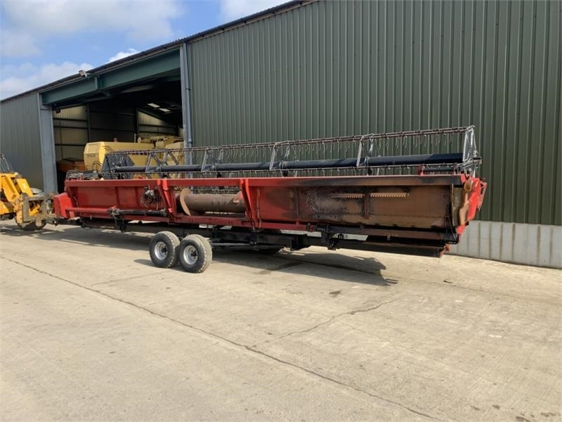 Case Case 2050 30ft Varifeed Header **Video Below** - Harvester attachment: picture 3 Case Case 2050 30ft Varifeed Header **Video Below** - Harvester attachment: picture 3