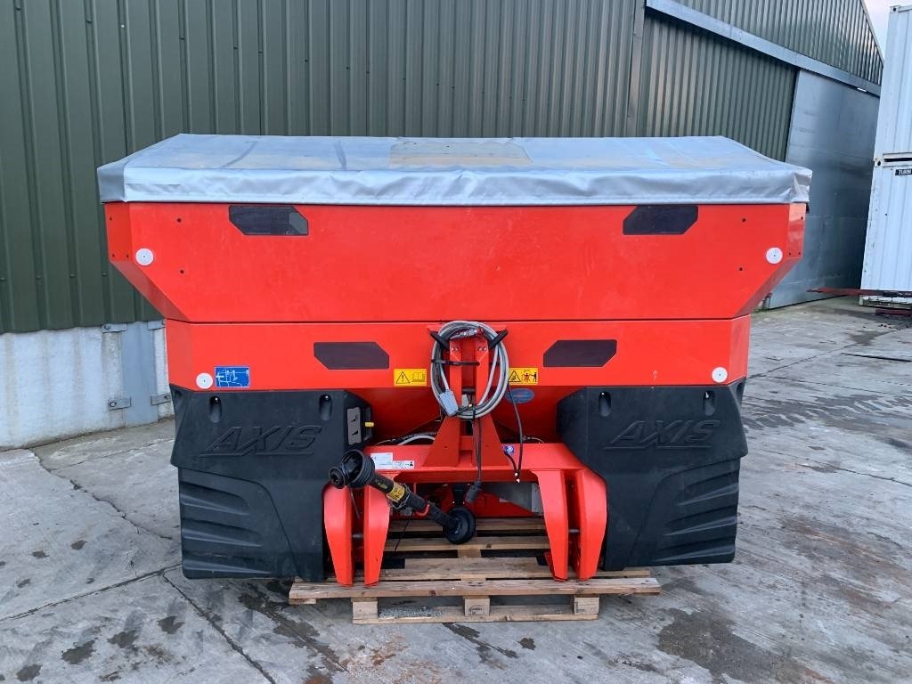 Kuhn 40.2 m-emc Fert Spreader - Fertilizer spreader: picture 3 Kuhn 40.2 m-emc Fert Spreader - Fertilizer spreader: picture 3