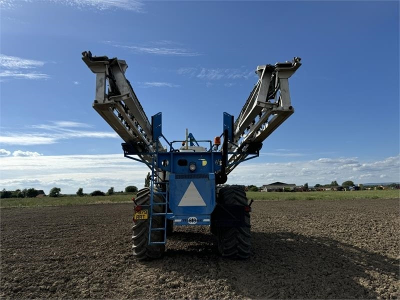 Matrot Matrot M44D 36m Self Propelled Sprayer - Tractor mounted sprayer: picture 3 Matrot Matrot M44D 36m Self Propelled Sprayer - Tractor mounted sprayer: picture 3