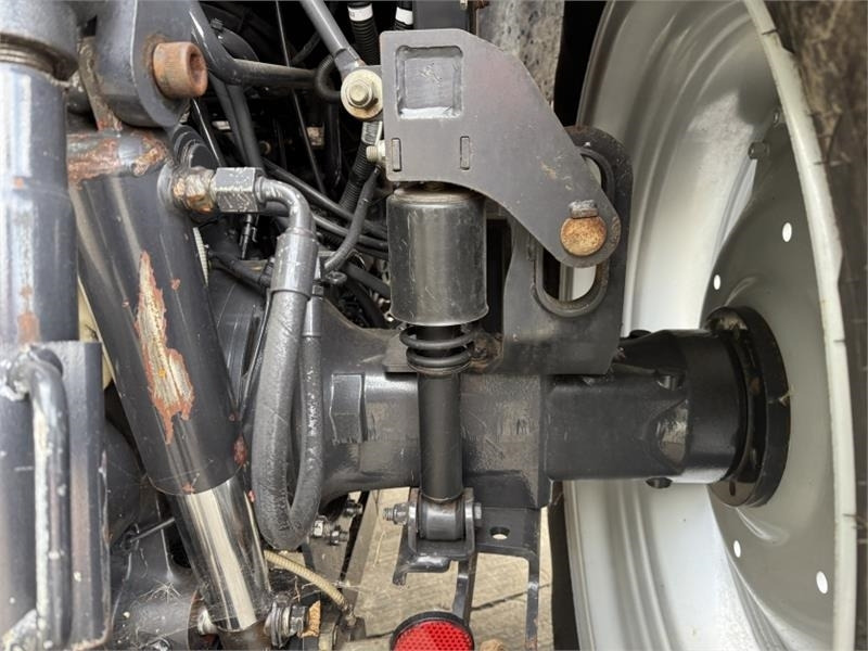 McCormick X6.430 c/w Quicke Q46 Loader **Low Hours**  leasing McCormick X6.430 c/w Quicke Q46 Loader **Low Hours**: picture 7