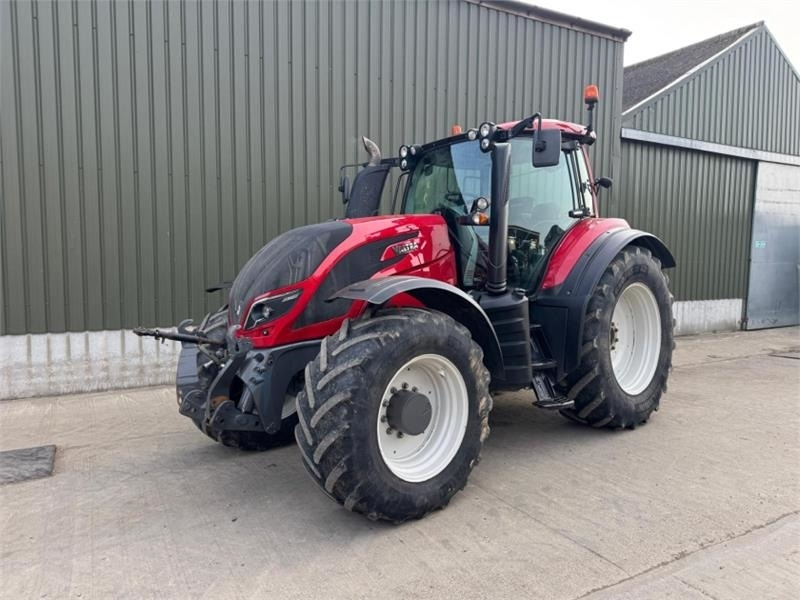 Valtra T194 Versu - Farm tractor: picture 1 Valtra T194 Versu - Farm tractor: picture 1