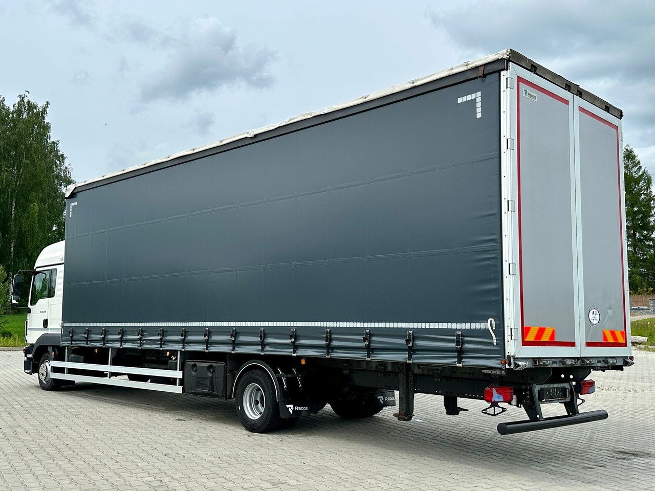 MAN TGL 12.250 / FIRANKA / 23 EUROPALETY / 9.5 M DŁUGOŚCI / NISKI PRZEBIEG / SYPIALKA / 2020 ROK - Curtain side truck: picture 4 MAN TGL 12.250 / FIRANKA / 23 EUROPALETY / 9.5 M DŁUGOŚCI / NISKI PRZEBIEG / SYPIALKA / 2020 ROK - Curtain side truck: picture 4