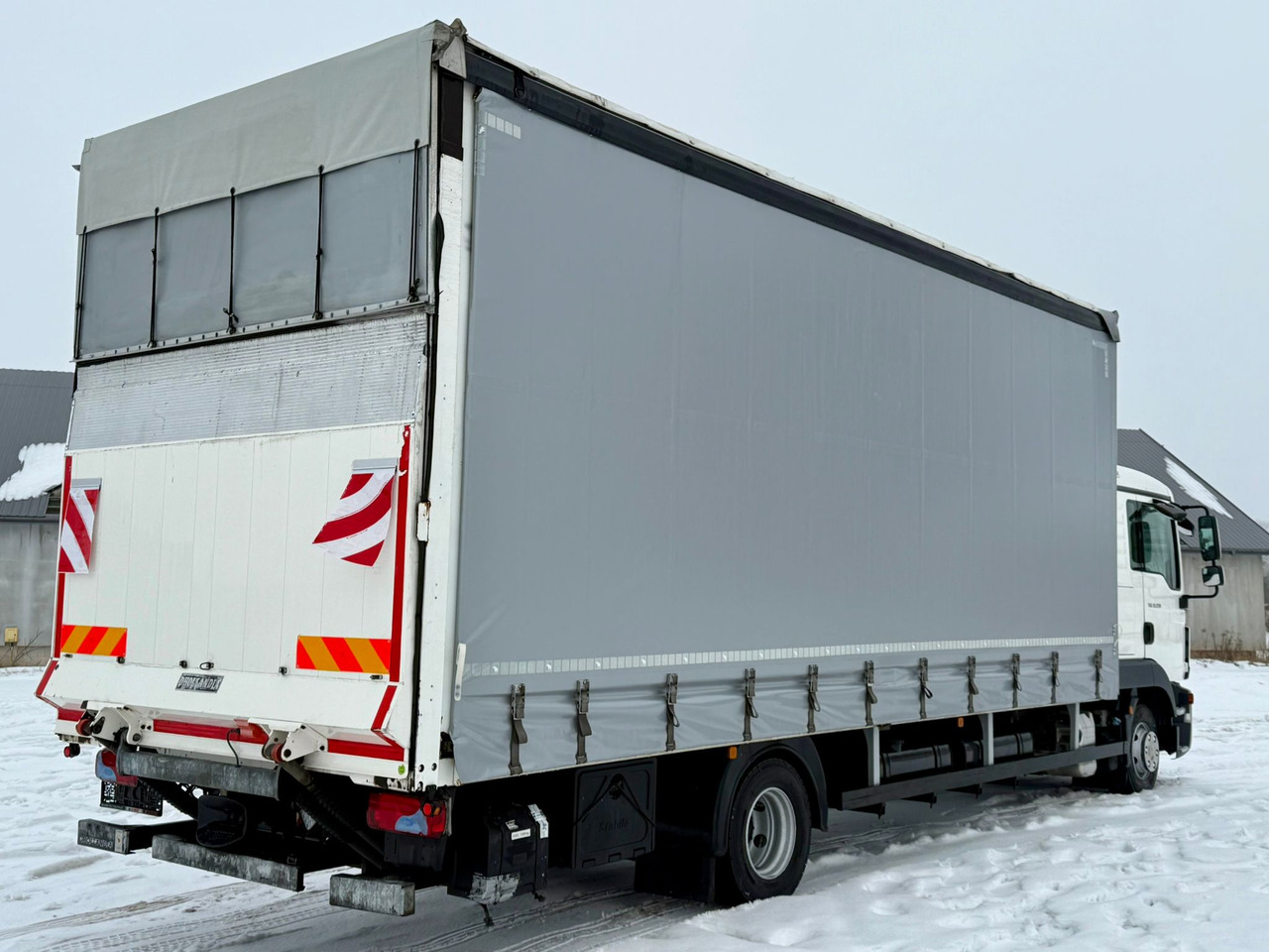 MAN TGL 12.250 / FIRANKA / WINDA / EURO 6 / SYPIALKA / 2018 ROK / SPROWADZONY - Curtain side truck: picture 3 MAN TGL 12.250 / FIRANKA / WINDA / EURO 6 / SYPIALKA / 2018 ROK / SPROWADZONY - Curtain side truck: picture 3