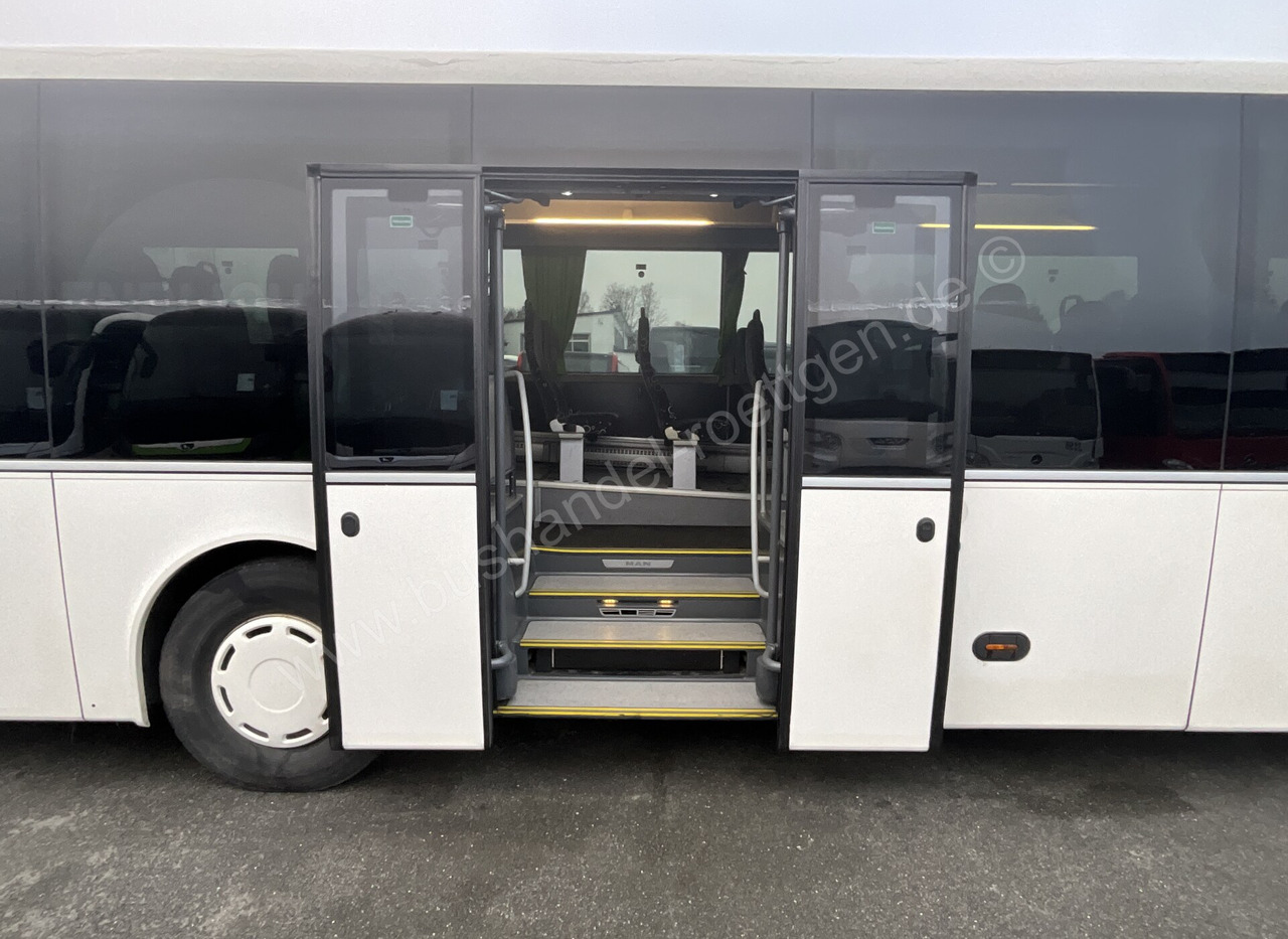 Suburban bus MAN R12 Lion´s Regio: picture 7