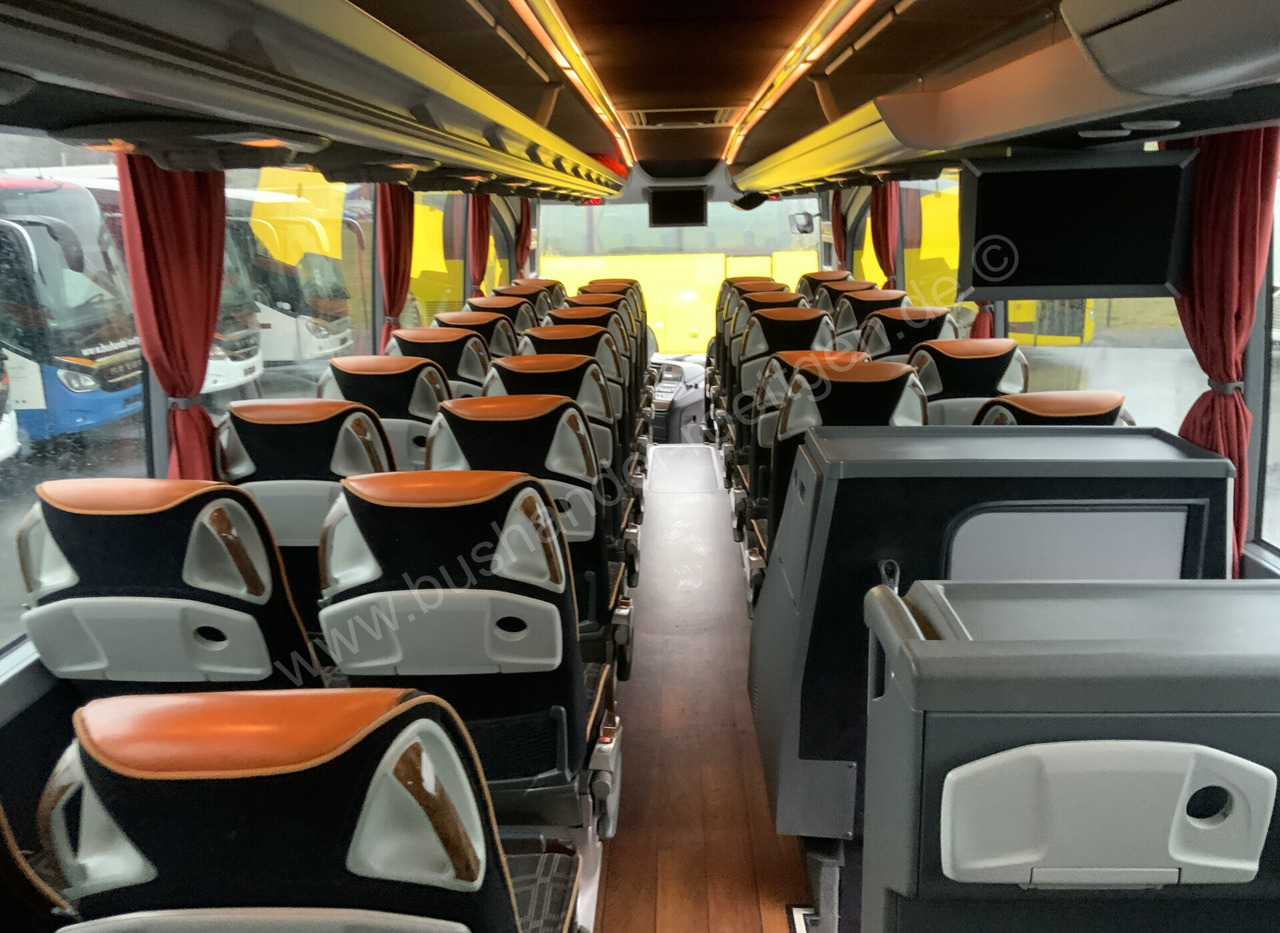 Coach Mercedes-Benz Travego RHD-L: picture 17