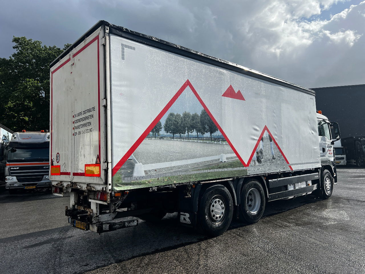 MAN TGS 26.400 6x2, Euro 5 - Curtain side truck: picture 3 MAN TGS 26.400 6x2, Euro 5 - Curtain side truck: picture 3