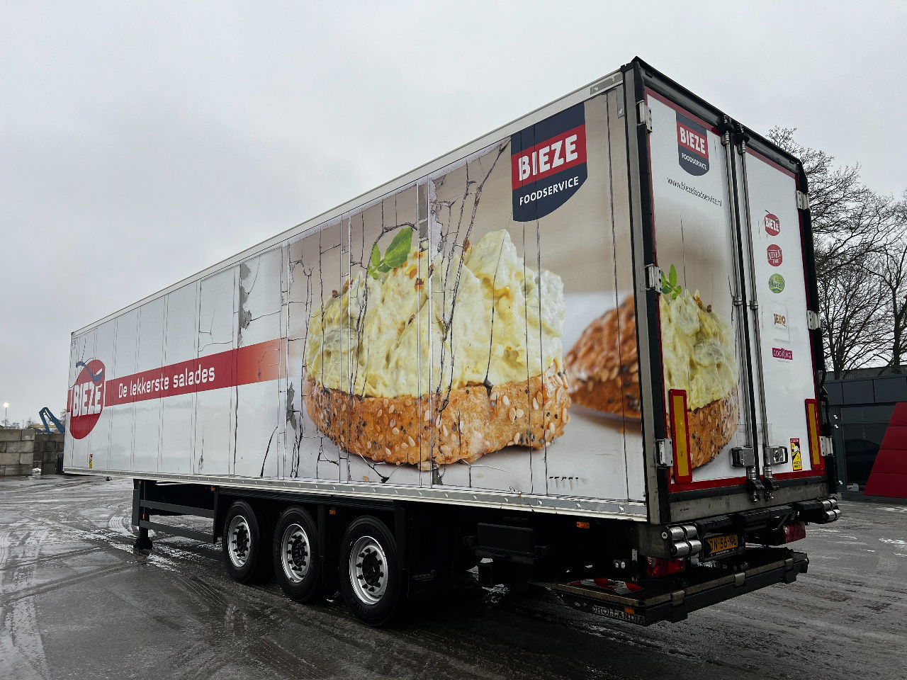 Schmitz Cargobull Carrier Vector 1550, 2x lift axle - Refrigerator semi-trailer: picture 4 Schmitz Cargobull Carrier Vector 1550, 2x lift axle - Refrigerator semi-trailer: picture 4