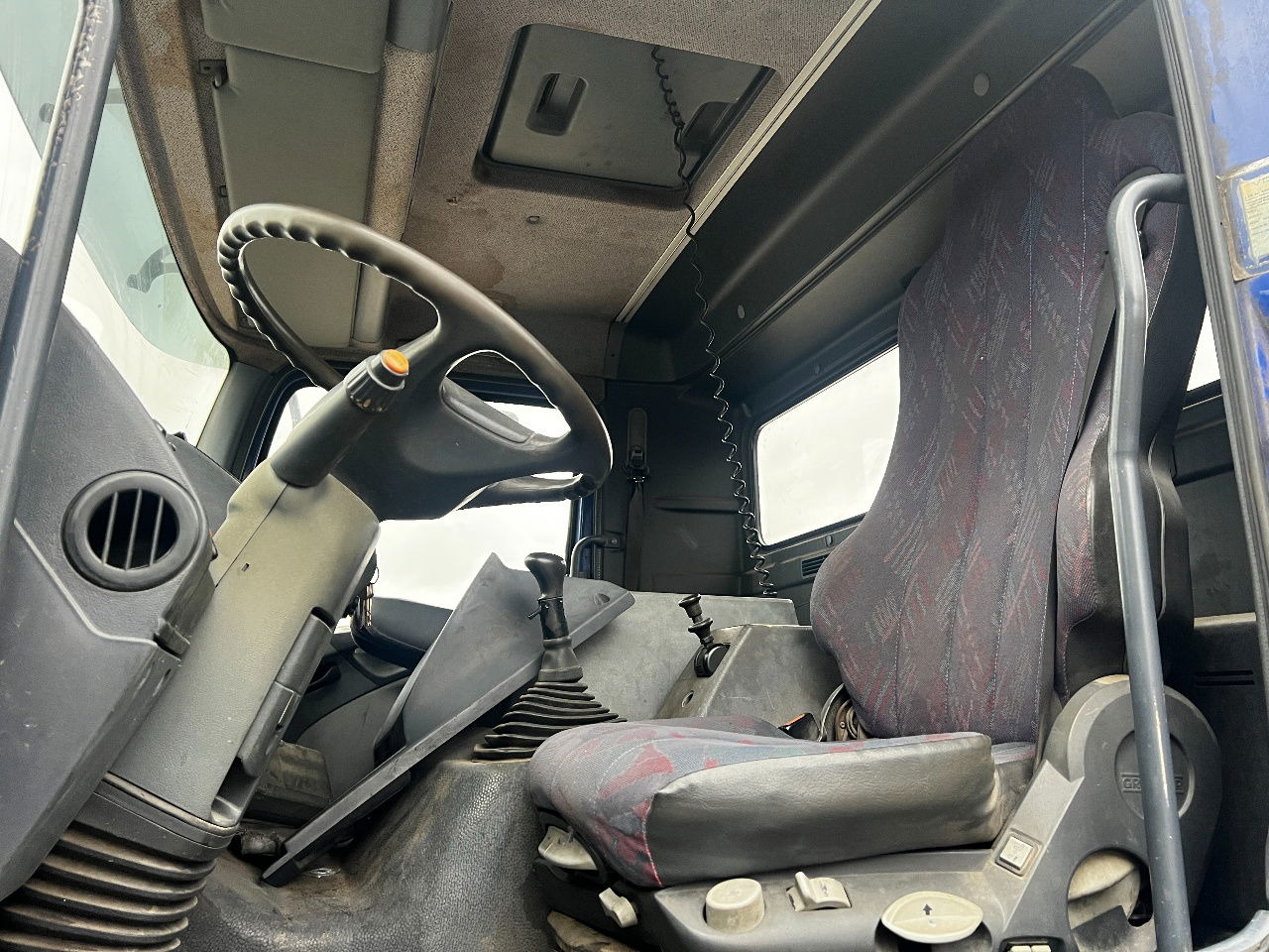 Tractor unit Mercedes-Benz Atego 1828 mmbs voertuig, max 25km/h: picture 9 Tractor unit Mercedes-Benz Atego 1828 mmbs voertuig, max 25km/h: picture 9