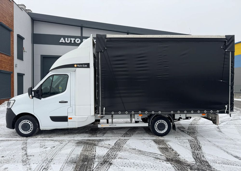 Renault Master - Curtain side van: picture 4 Renault Master - Curtain side van: picture 4