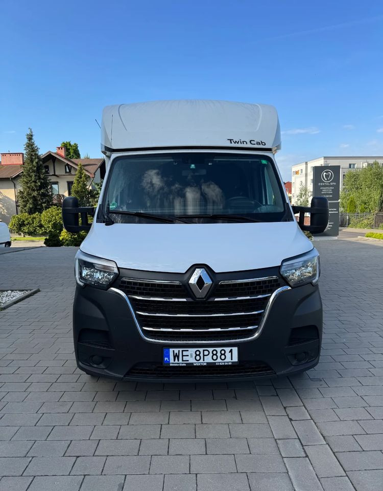 Renault Master - Curtain side van: picture 5 Renault Master - Curtain side van: picture 5