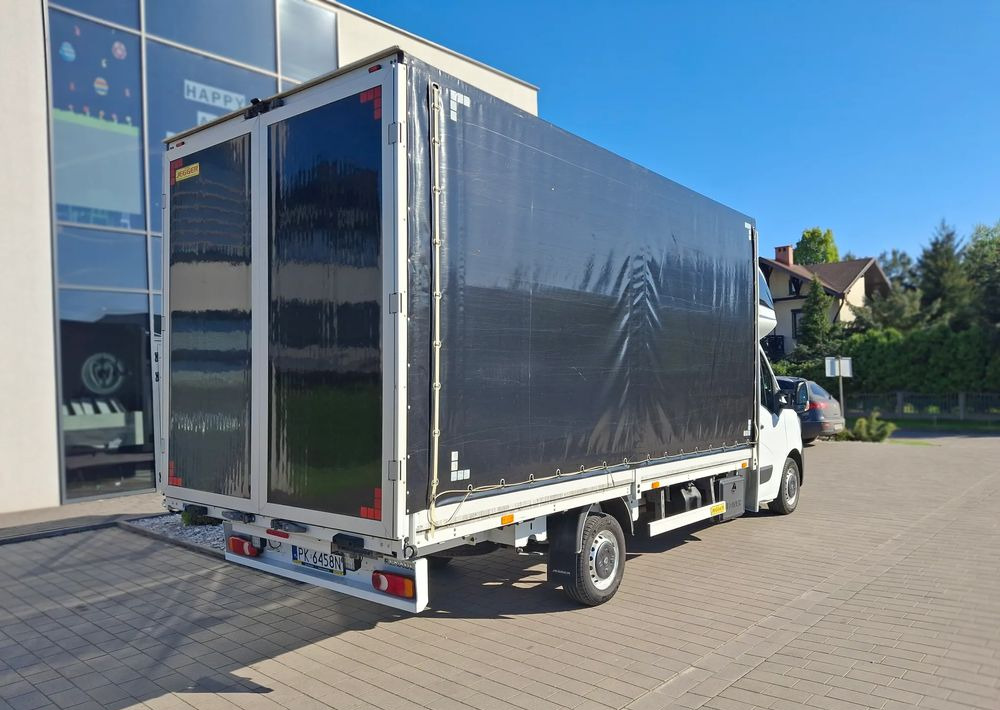Renault Master - Curtain side van: picture 4 Renault Master - Curtain side van: picture 4