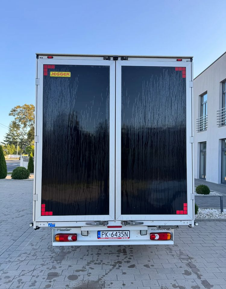 Curtain side van Renault Master: picture 6