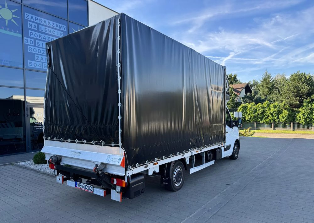 Renault Master - Curtain side van: picture 4 Renault Master - Curtain side van: picture 4
