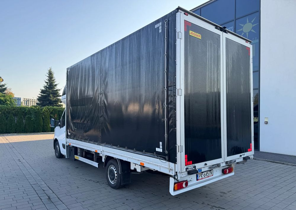 Renault Master - Curtain side van: picture 5 Renault Master - Curtain side van: picture 5
