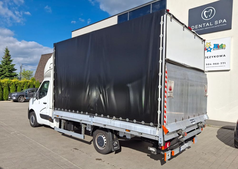 Renault Master - Curtain side van: picture 5 Renault Master - Curtain side van: picture 5