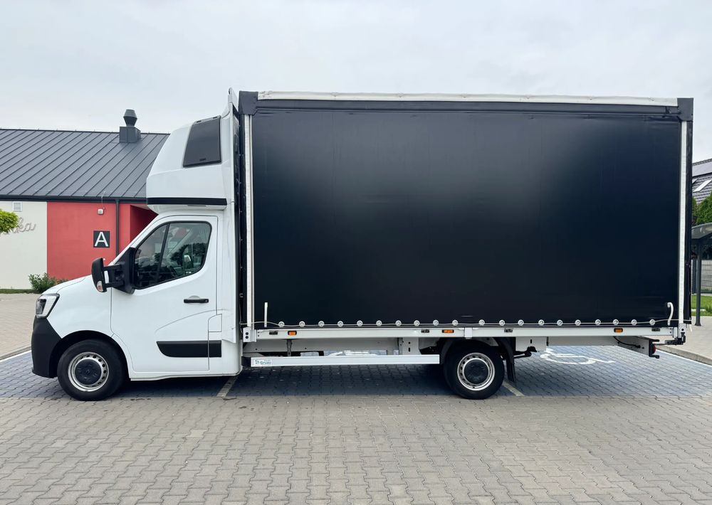 Renault Master - Curtain side van: picture 2 Renault Master - Curtain side van: picture 2