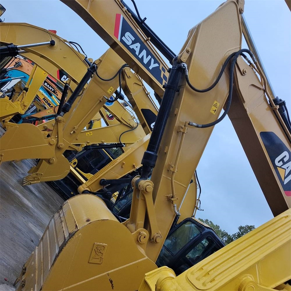 CAT 320 D - Crawler excavator: picture 2 CAT 320 D - Crawler excavator: picture 2