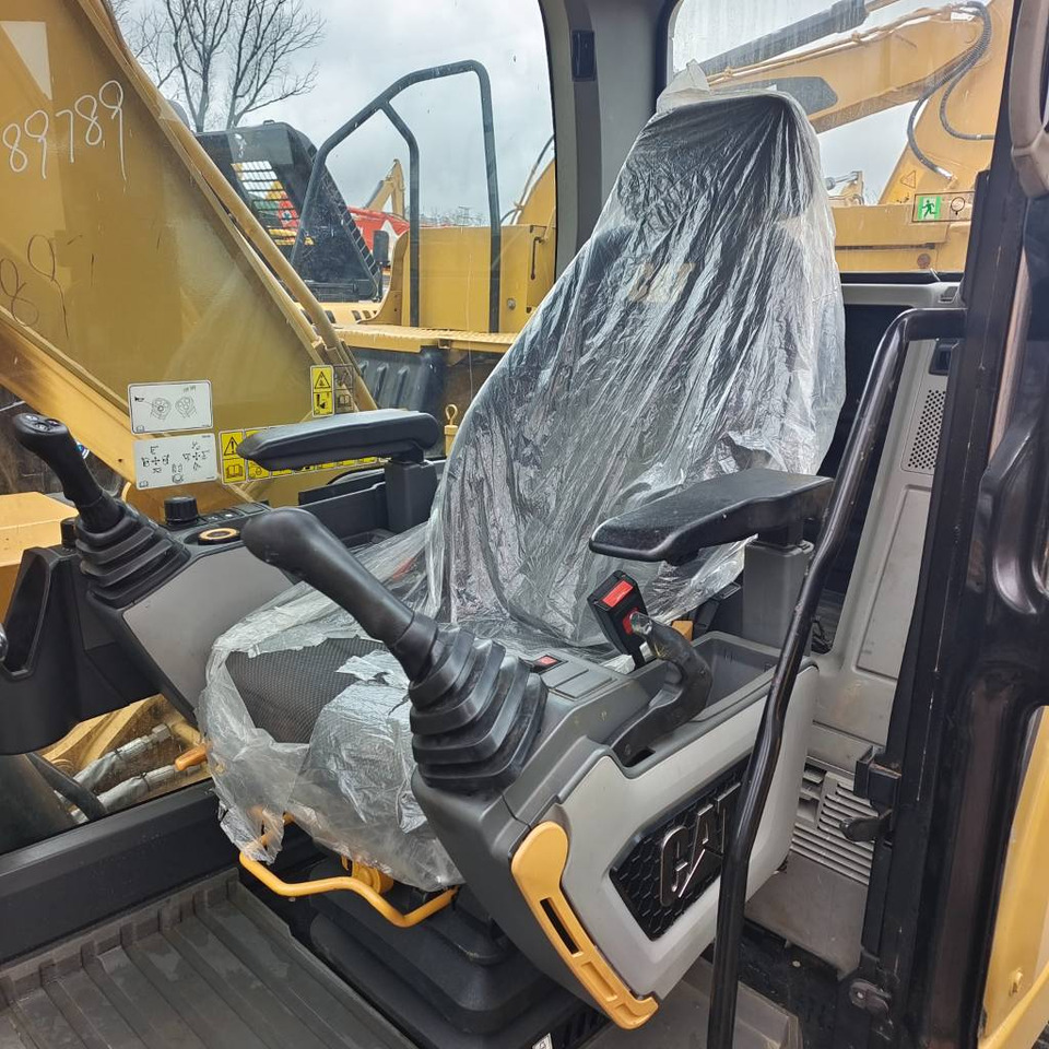 CAT 320GC - Crawler excavator: picture 2 CAT 320GC - Crawler excavator: picture 2
