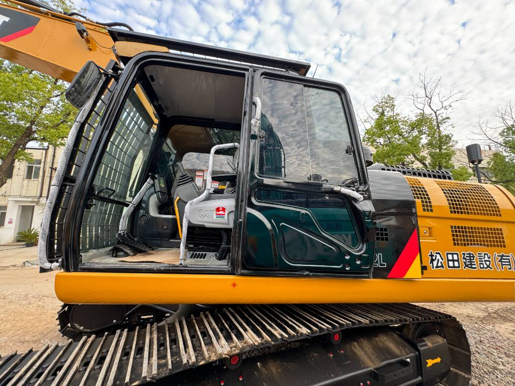 CAT 324 D L - Crawler excavator: picture 5 CAT 324 D L - Crawler excavator: picture 5