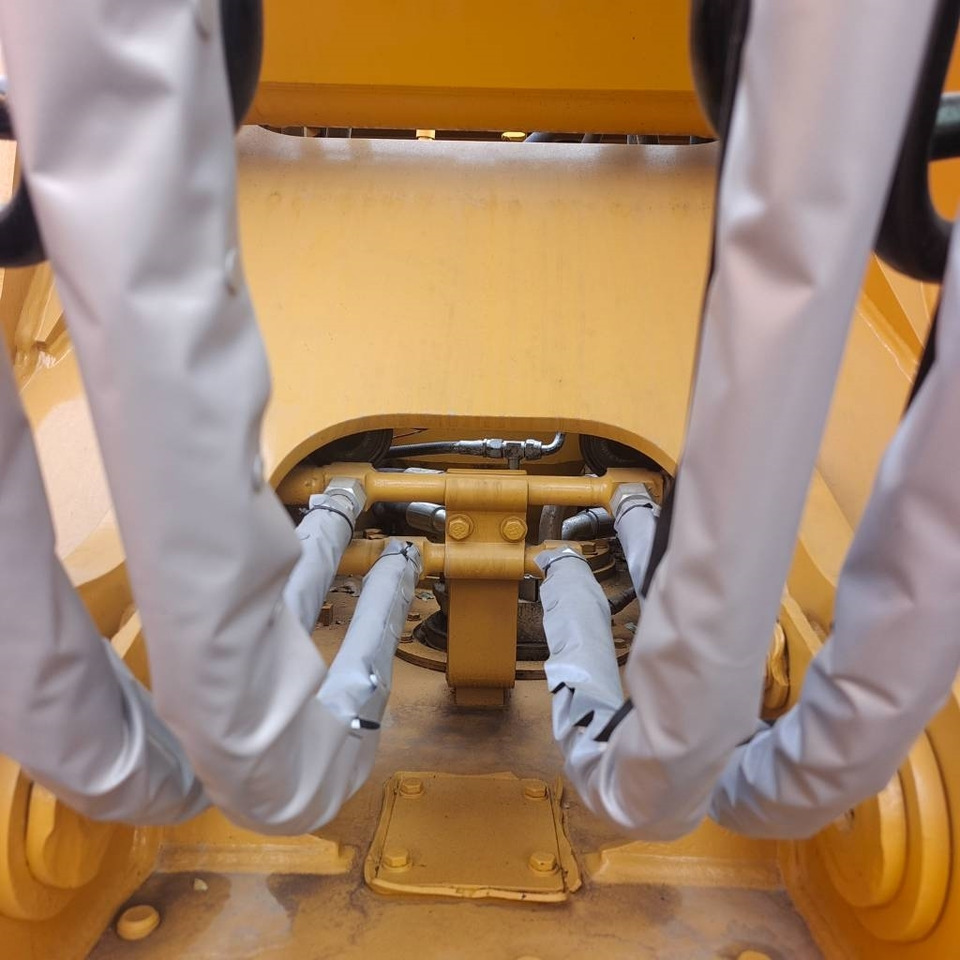 CAT 326 - Crawler excavator: picture 5 CAT 326 - Crawler excavator: picture 5