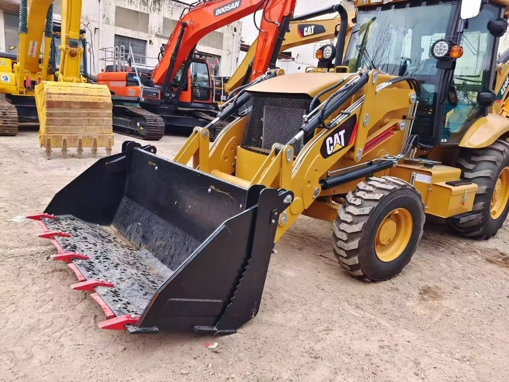 CAT 420 F 100% Brand new machine - Backhoe loader: picture 5 CAT 420 F 100% Brand new machine - Backhoe loader: picture 5
